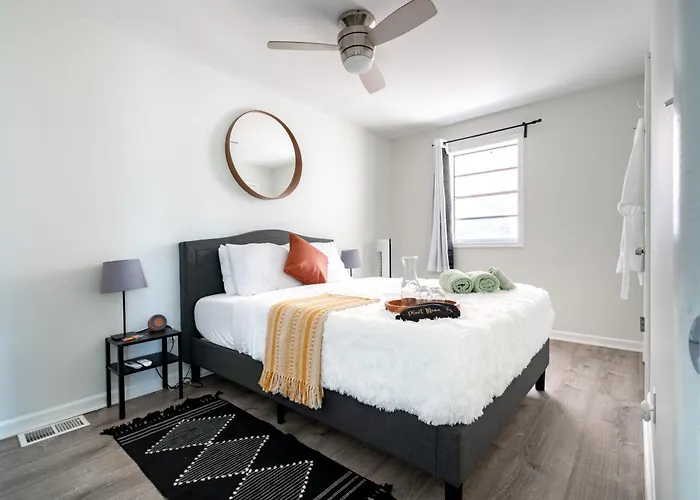 Jungle House Modern Lofts - Arena District & Short North Columbus