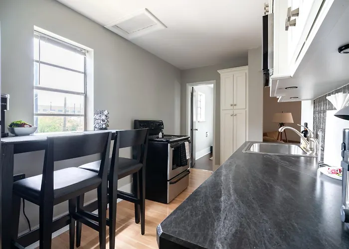 Jungle House Modern Lofts - Arena District & Short North Columbus