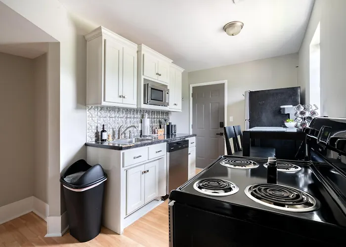 Jungle House Modern Lofts - Arena District & Short North